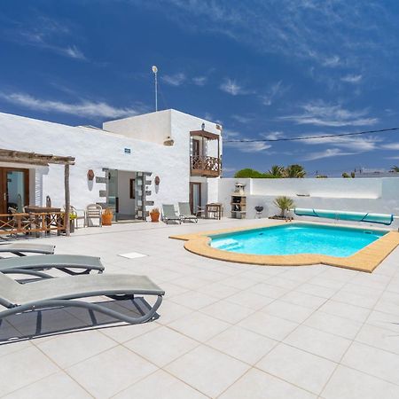 Cuarto Botanico Studio - Shared Pool - Central Island Location - 10 Mins Drive To Famara And La Santa Tiagua Zewnętrze zdjęcie